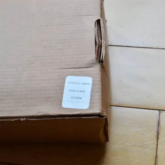 Pottery Barn vintage standard holdbacks for curtains and draperies - Picture 7 of 7